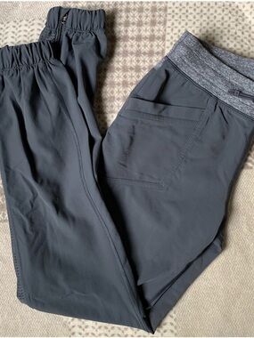 Kids Ivivva lululemon Dark Gray Active Jogger Pants